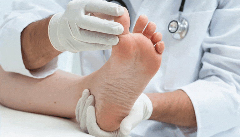 پزشک متخصص درمان زخم پای دیابتی | جراح تخصصی زخم پای دیابتی